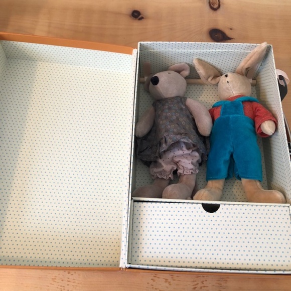 MOULIN ROTY Suitcase - Rabbit & Mouse Wardrobe - Picture 6 of 11